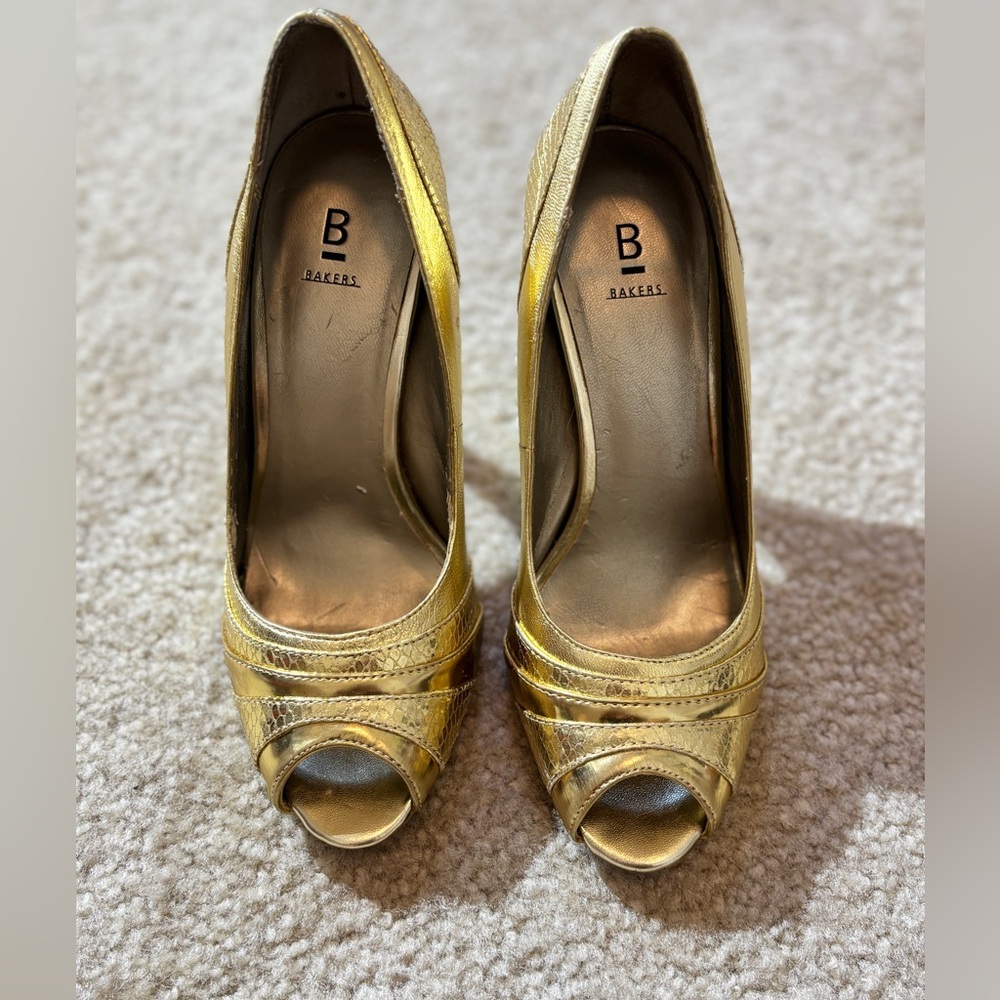 Bakers Gold Peep Toe Stiletto Heels – Metallic Snakeskin